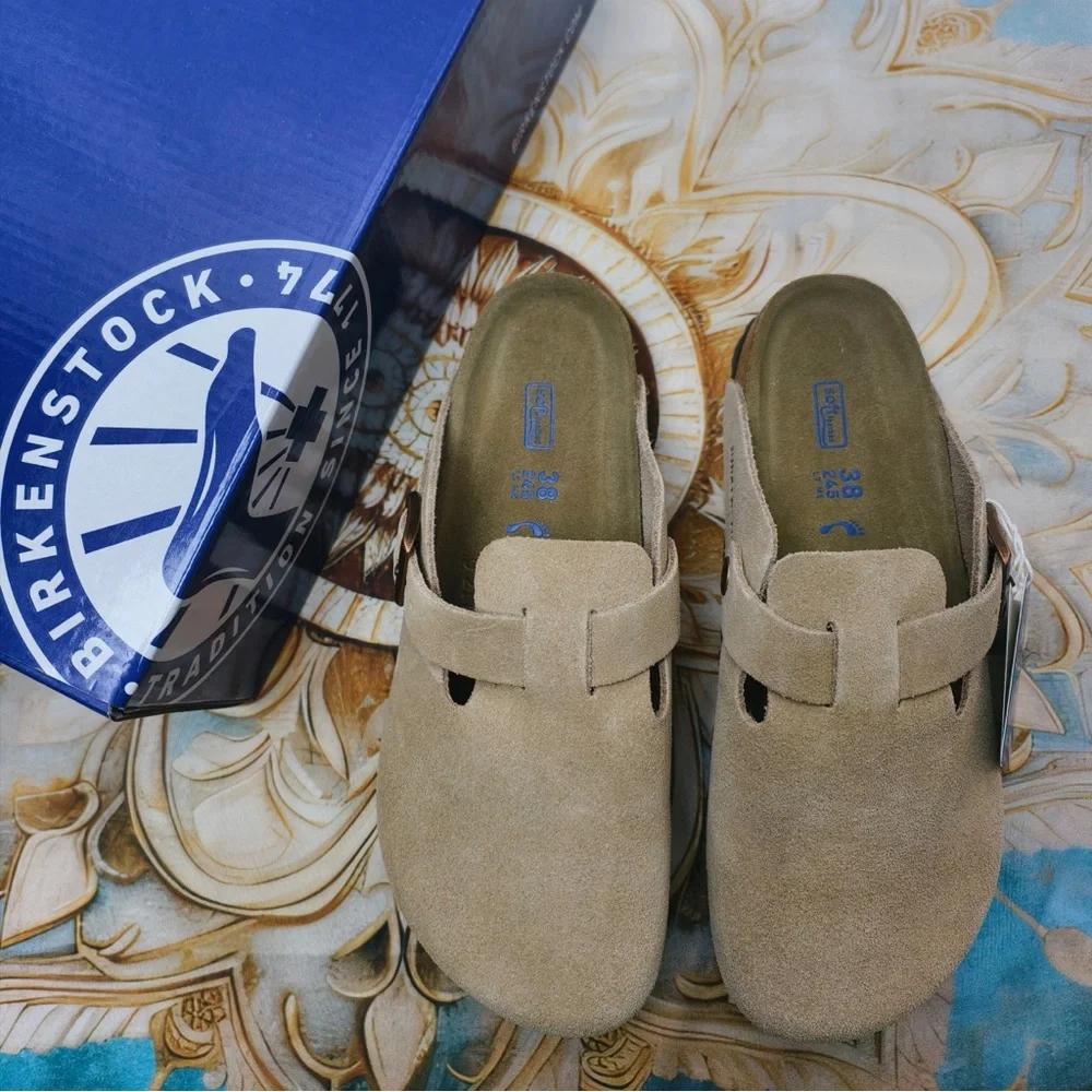 Women's Latte Cream Suede Birkenstock Boston Shoes - Narrow Fit - Picture 2 of 5